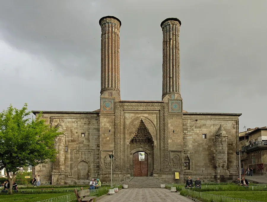 Erzurum · Çifte Minareli Medrese